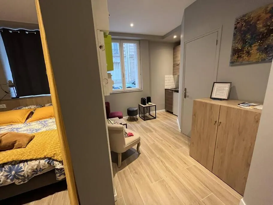 Flat Paříž
